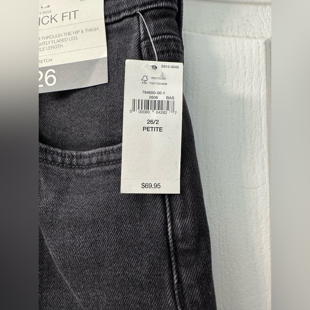 GAP Washed Black High Rise Kick Fit Jeans NEW - Picture 9 of 16